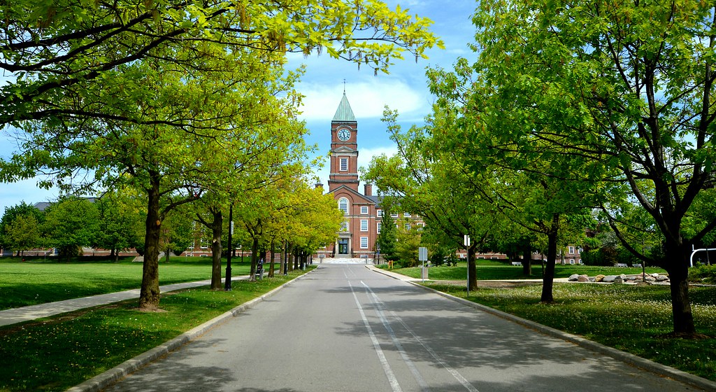 Upper Canada College (UCC) — 보딩스쿨 조사 보고서